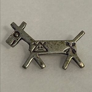 Vintage Native American pin Fred Harvey era silver metal pin hopi horse or dog